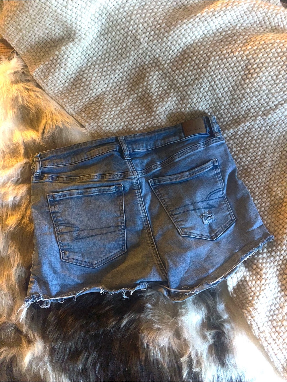 AE Next Level Ripped High-Waisted Denim Short Short - Picture 5 of 5